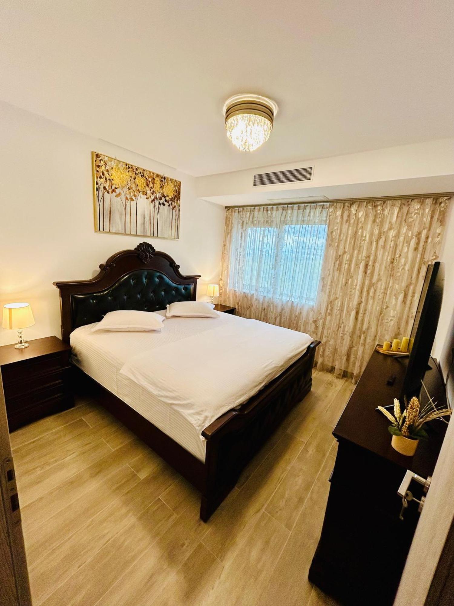 Dis Mamaia Nord Apartment Constanta Exterior photo